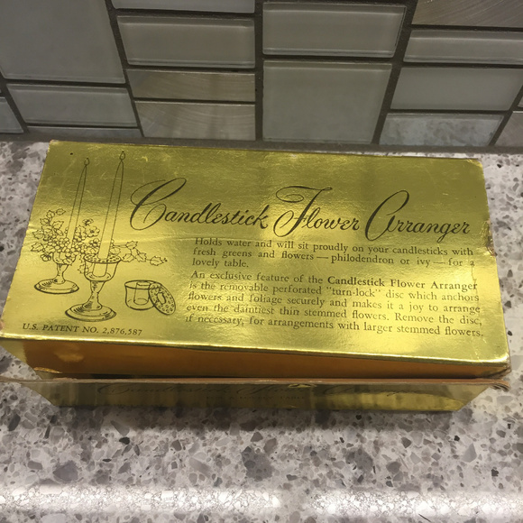 🕯️ Vintage Vibes with a Floral Plot Twist 🌸🕯️Fancy AND Functional 🫖💐 - Picture 3 of 4